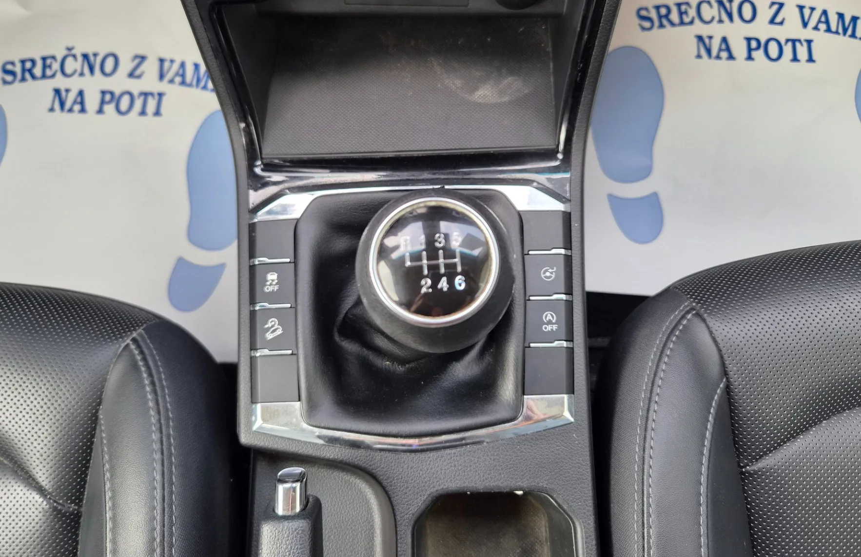 Zunanja slika - SsangYong Korando - 1.5 T-GDI Exclusive alu-pdc-kamera-usnje-gretje se - 12