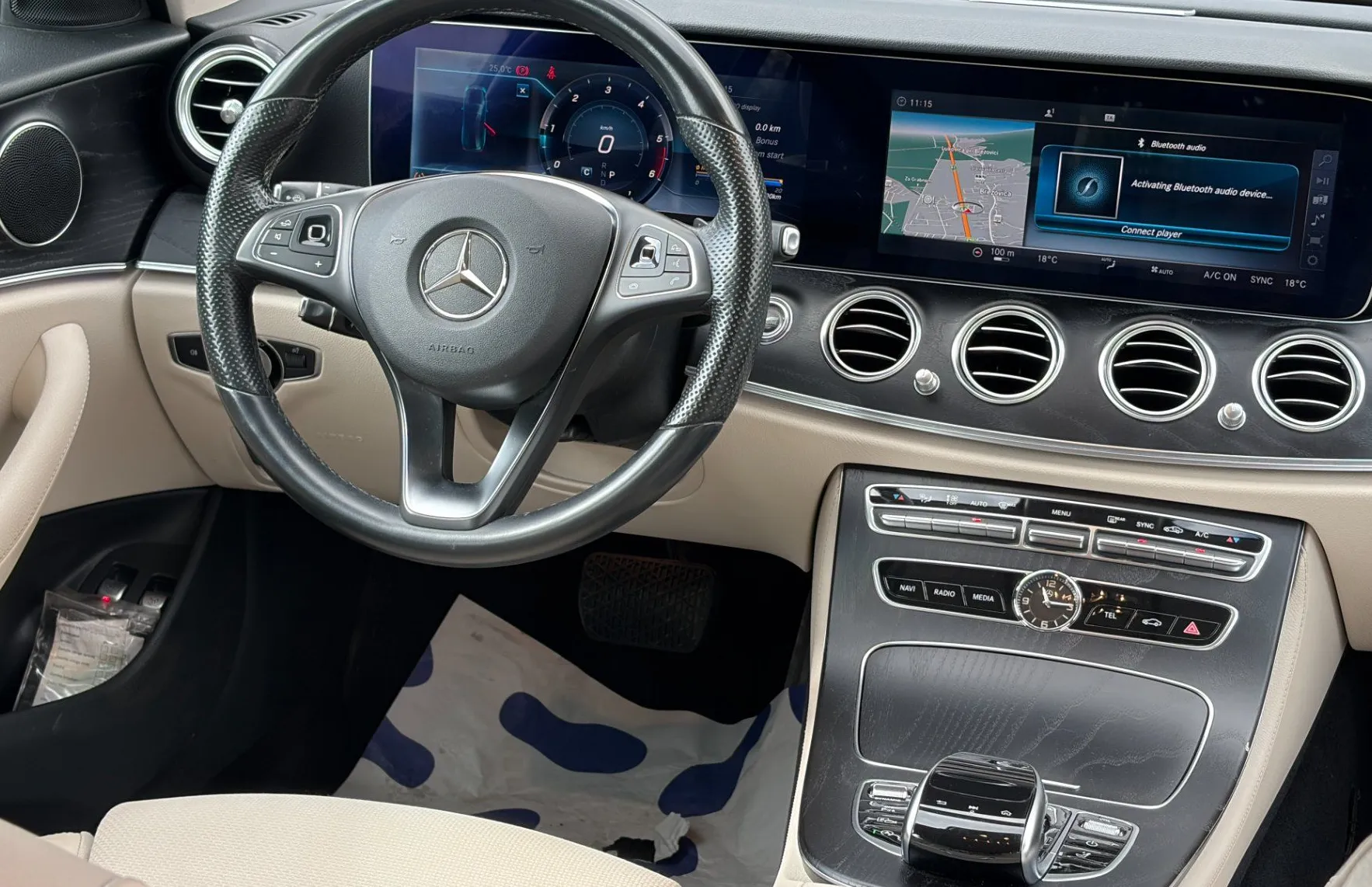 Zunanja slika - Mercedes-Benz E-Razred - E 220 d T Avantgarde Avt. - 10