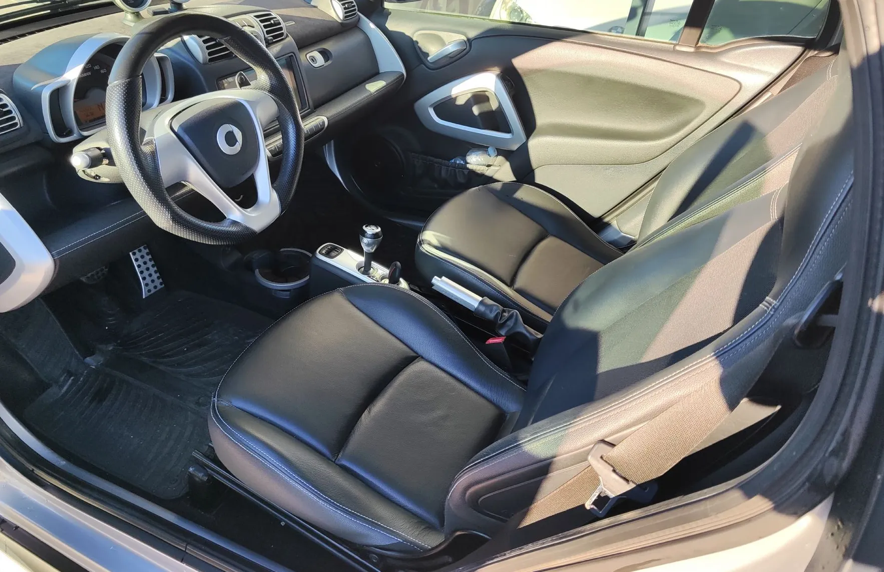 Zunanja slika - Smart fortwo cabrio - cabrio 1.0 72kW BRABUS Xclusive - 9