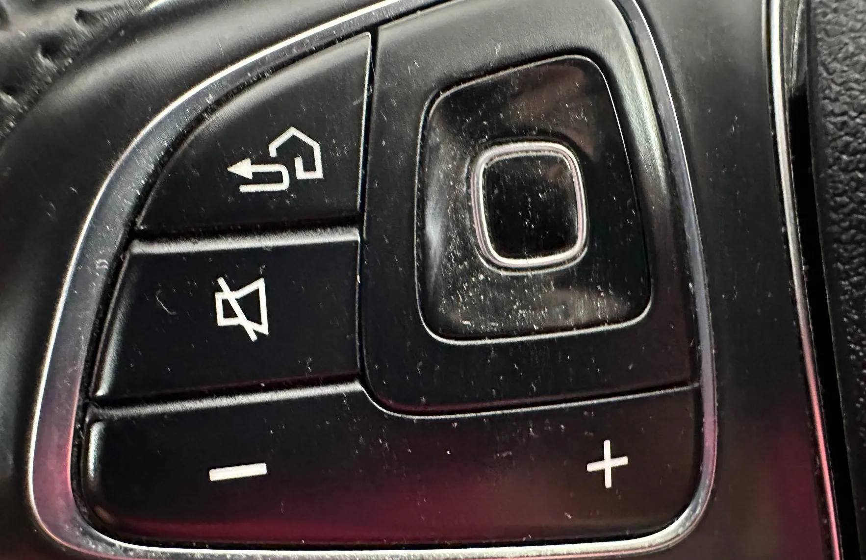 Zunanja slika - Mercedes-Benz E-Razred - E 220 d Avantgarde Avt.KAMERA.NAVI.USNJE.LED - 12