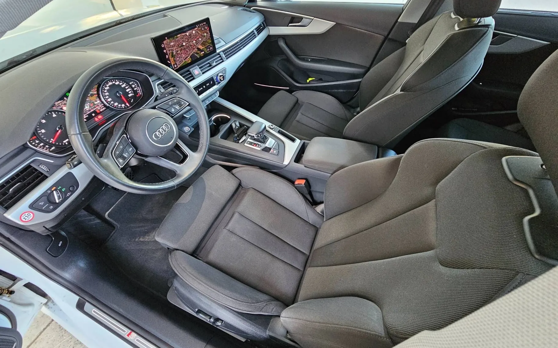 Notranja slika - Audi A4 Avant - TDI S-LINE |KAMERA|TEMPOMAT|AMBIENT|B O|TOP|NAVI| - 7