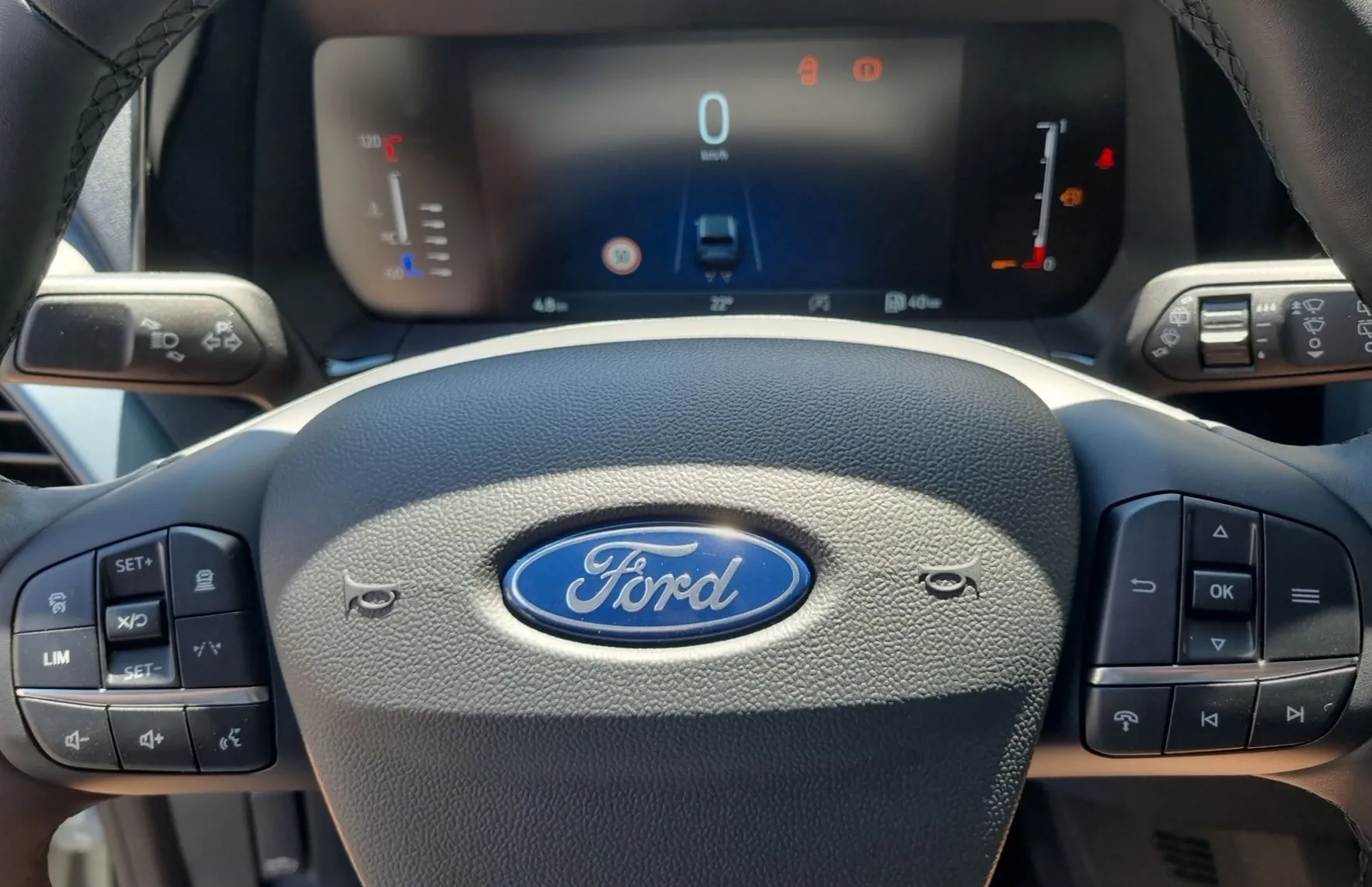 Zunanja slika - Ford Tourneo - Courier ACTIVE 1.0 EcoBoost 125 KM M6 - 11