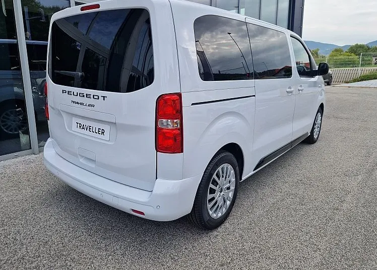 Zunanja slika - Peugeot Traveller - Business  L2 2.0 BlueHDi 180 EAT8 6.4 - 8