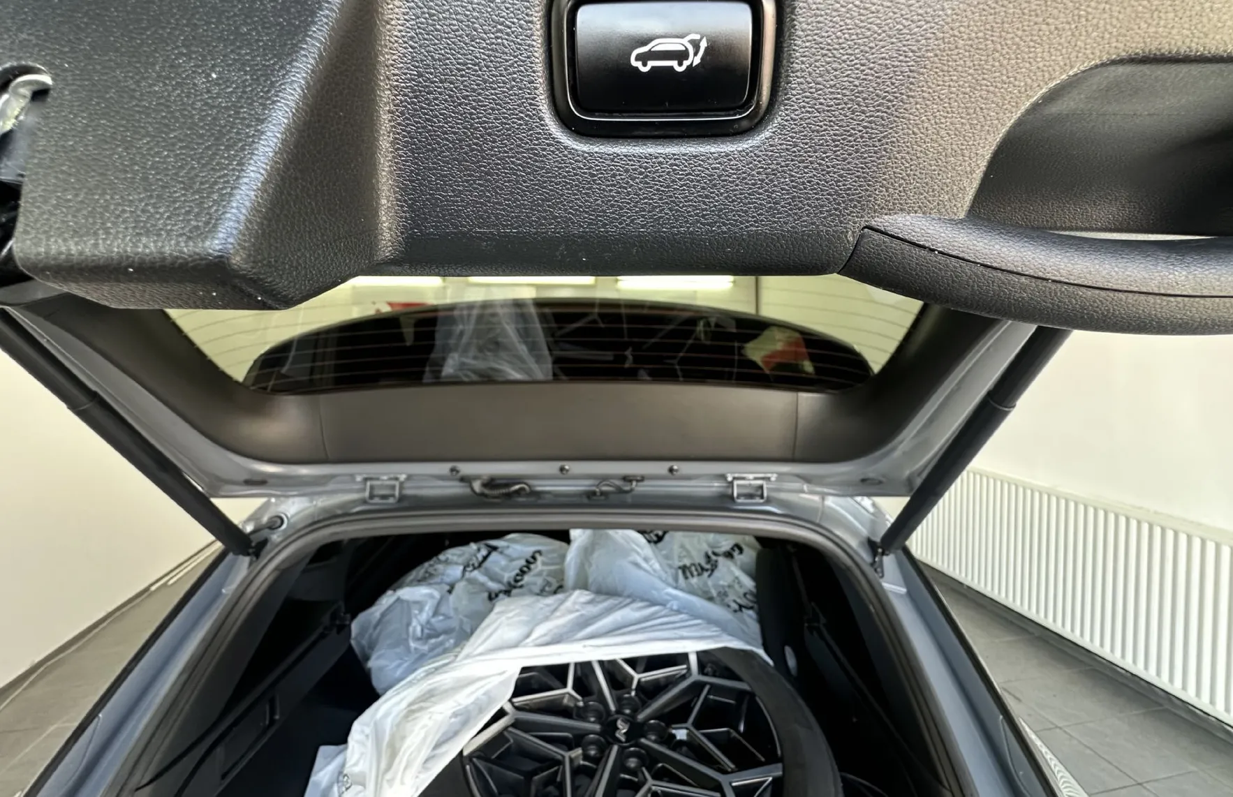 Zunanja slika - Hyundai Tucson - 4WD 1.6 T-GDI  Premium Avt.NEMŠKI+4ALU.KAMERA - 20
