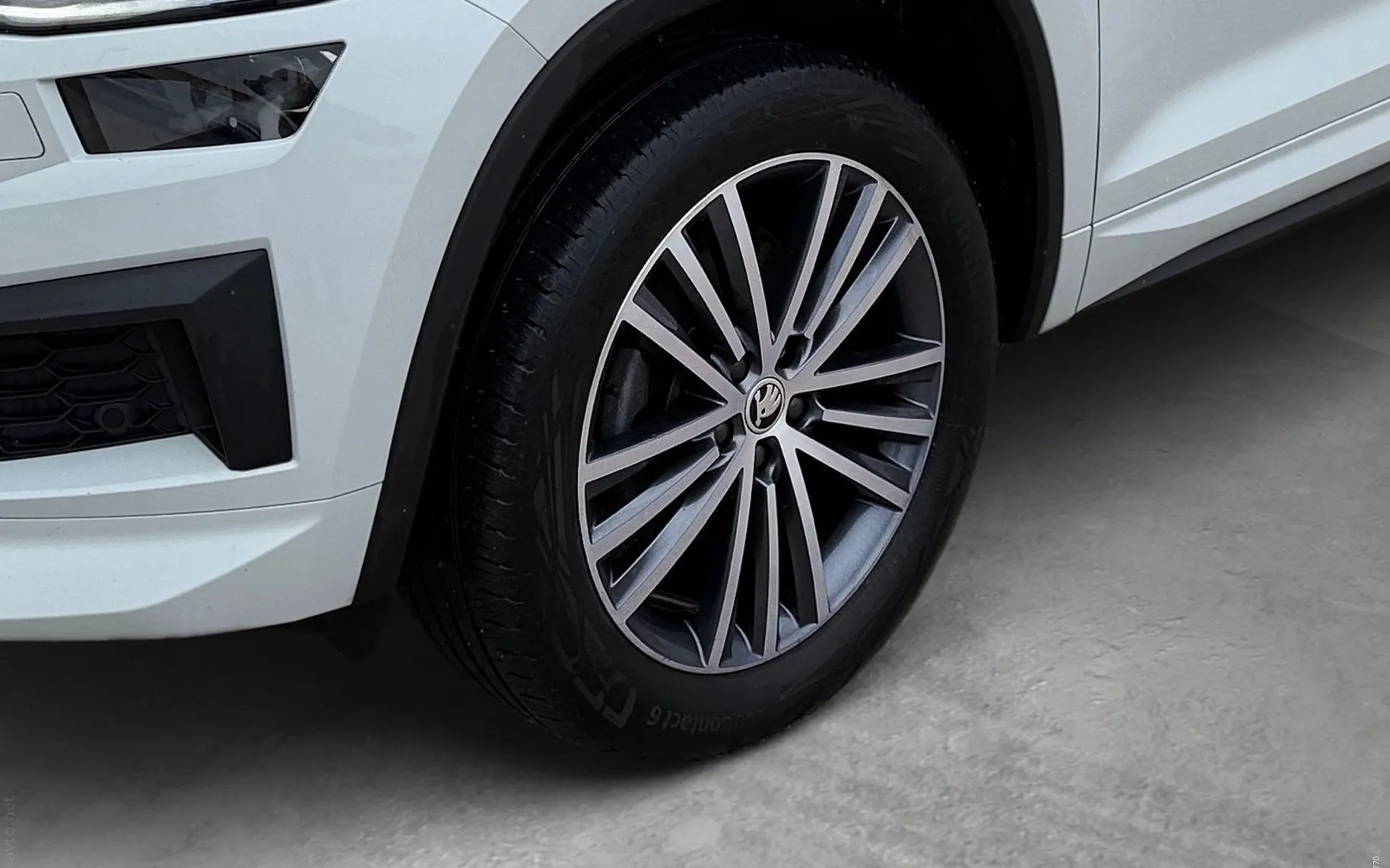 Zunanja slika - Škoda Kodiaq - L K 2.0 TDI 110kW 4X4 DSG-Matrix LED-Mrtvi kot- - 6