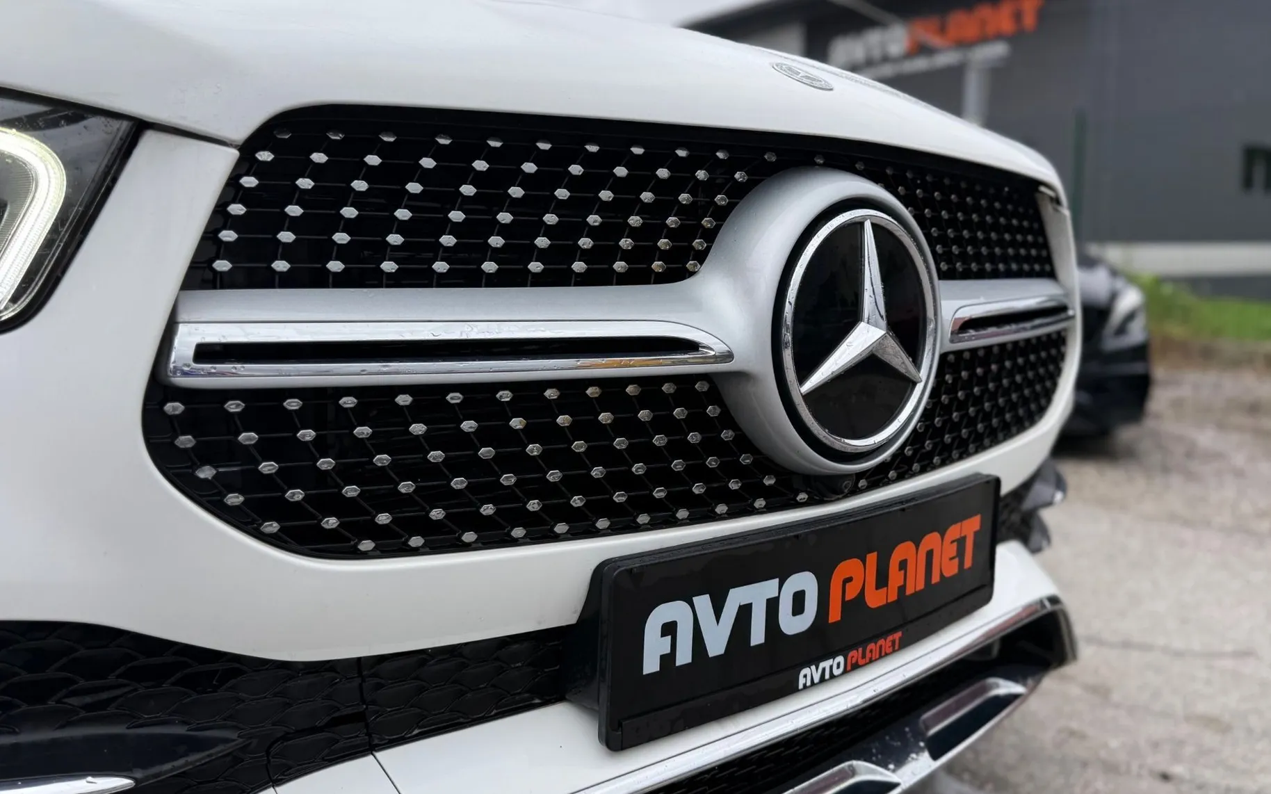 Zunanja slika - Mercedes-Benz GLE-Razred - GLE 300 d 4MATIC AMG LiNE AIRMATIC LED 360K ALU20 - 10