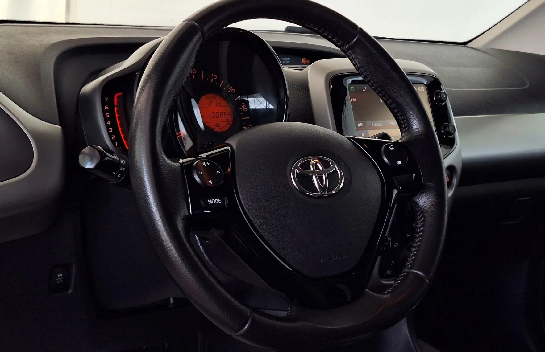 Zunanja slika - Toyota Aygo - 1.0 VVT-i x-play Touch Alloys - 13