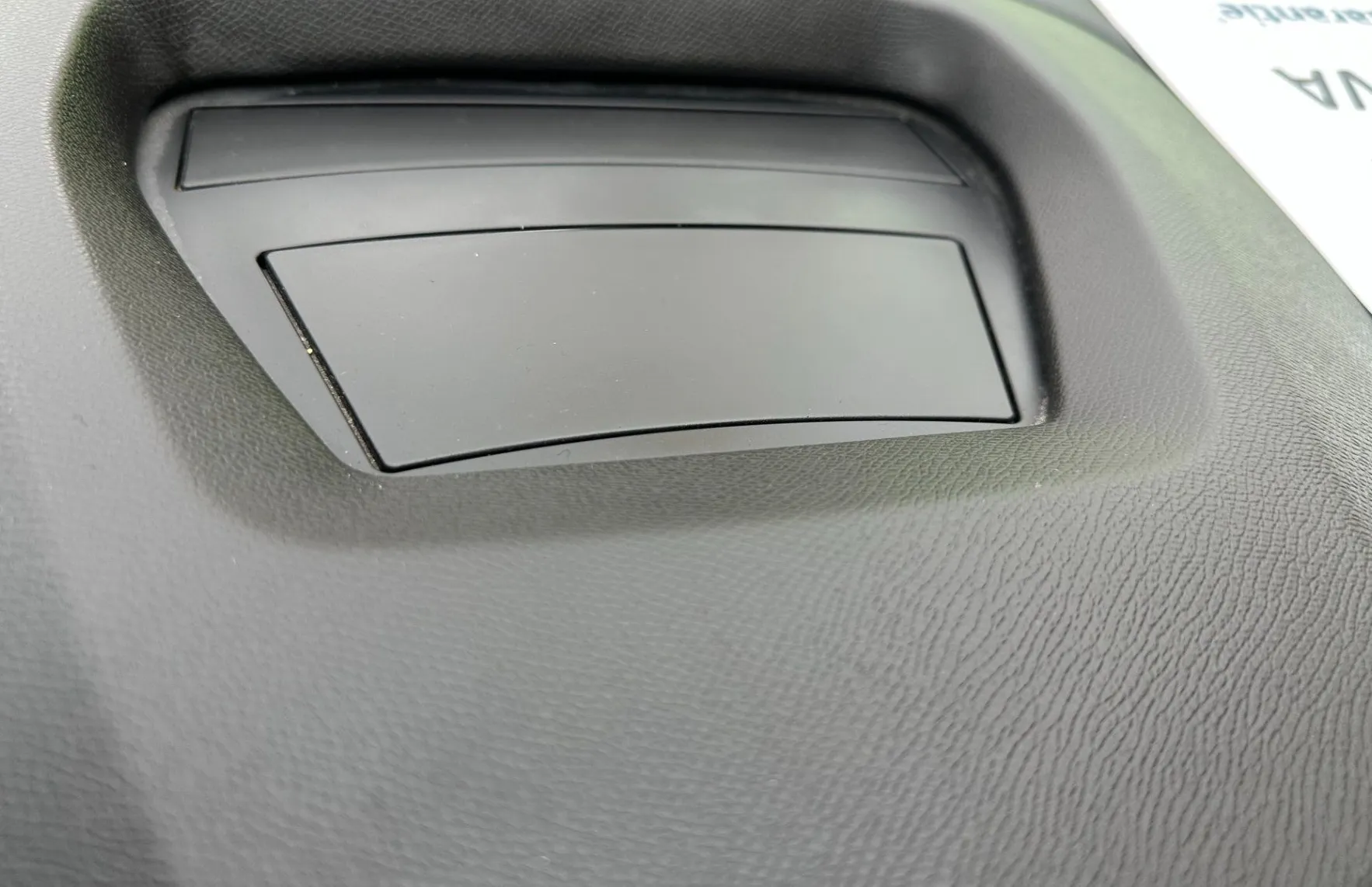 Zunanja slika - Citroën C4 - 1.5 BlueHDi Shine Pack 96KW.USNJE.KAMERA.LED.NAVI - 11