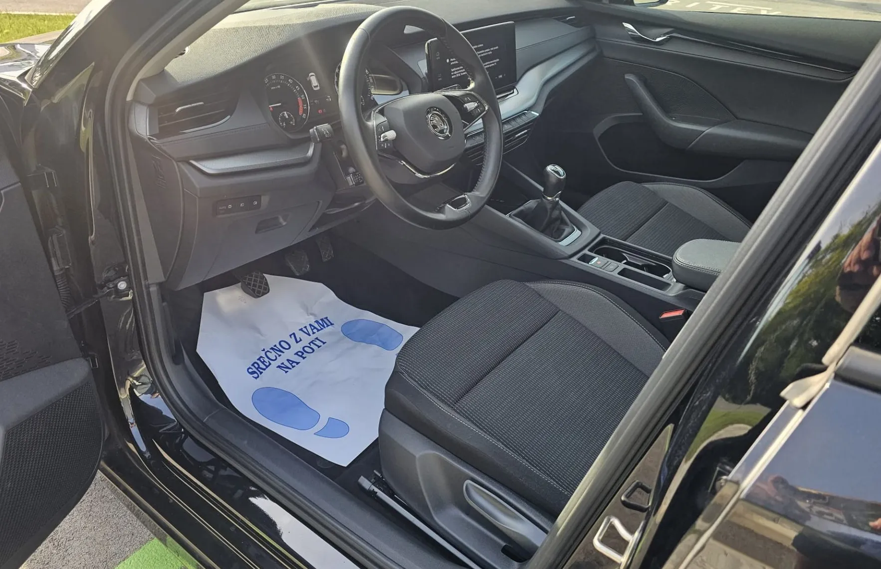 Zunanja slika - Škoda Octavia - 2.0 TDI Ambition|FuLED|alu|PDC|ACC|muktifunkcija|D - 7