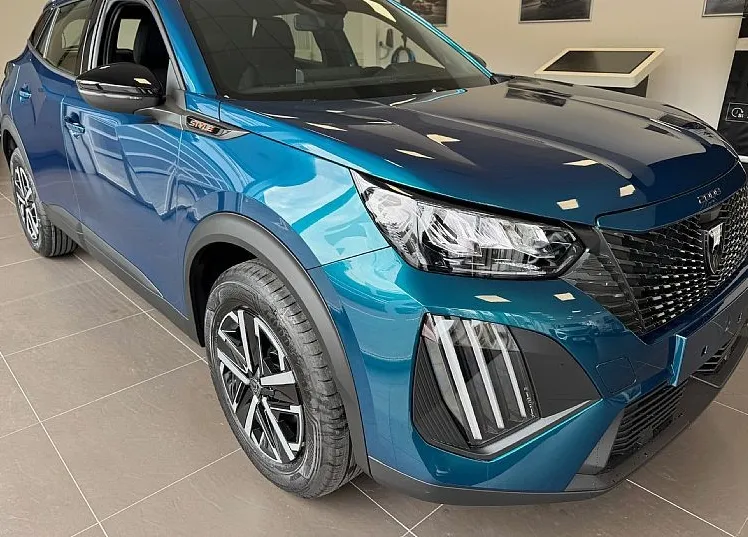 Zunanja slika - Peugeot 2008 - STYLE PureTech 100 - BON ZA ZIMSKE PNEVMATIKE - 1