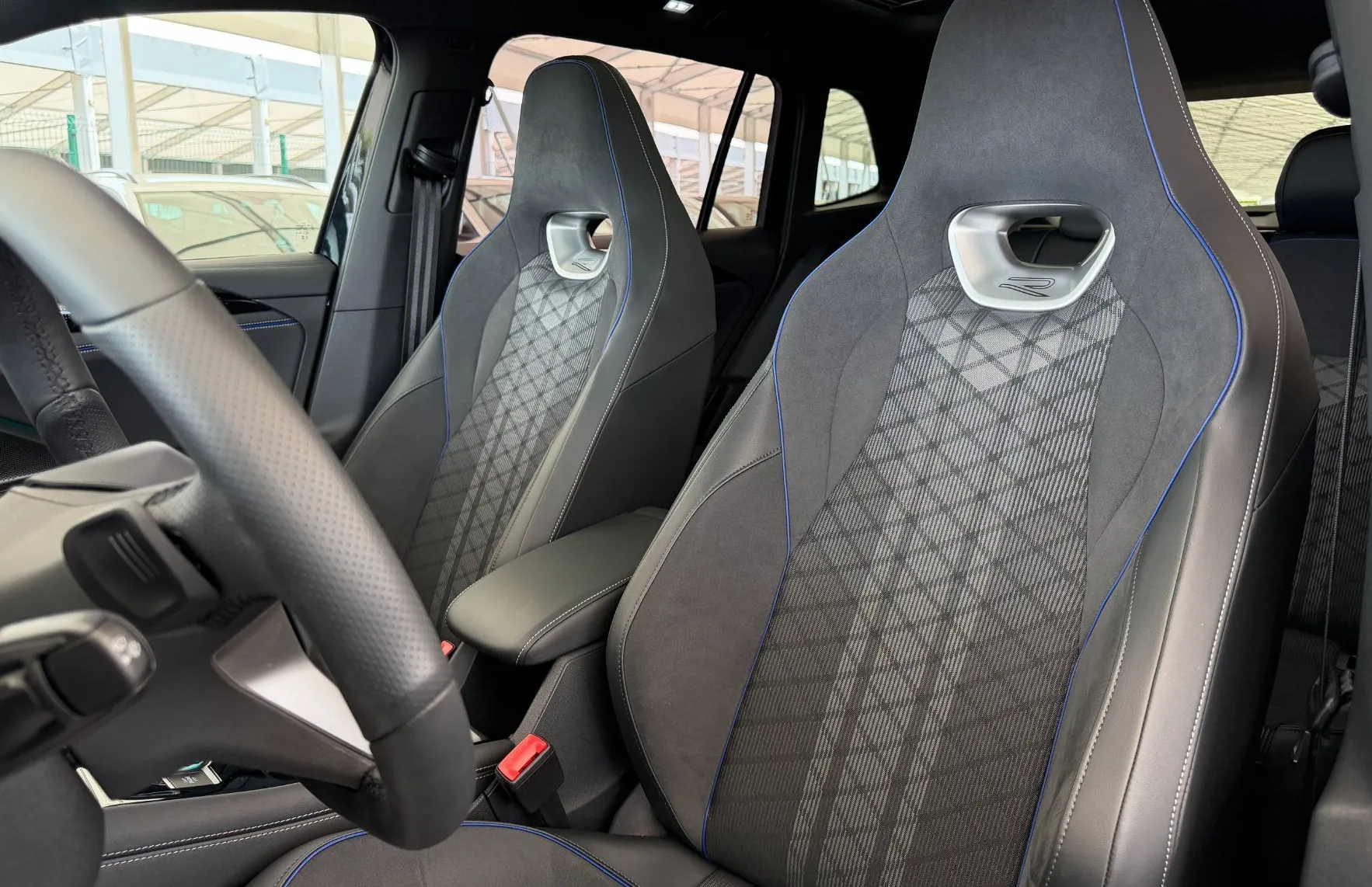 Zunanja slika - Volkswagen Tiguan - 4JOY 1.5eTSI DSG SLO 1.Lastnik PANORAMA-GARANCIJA - 10