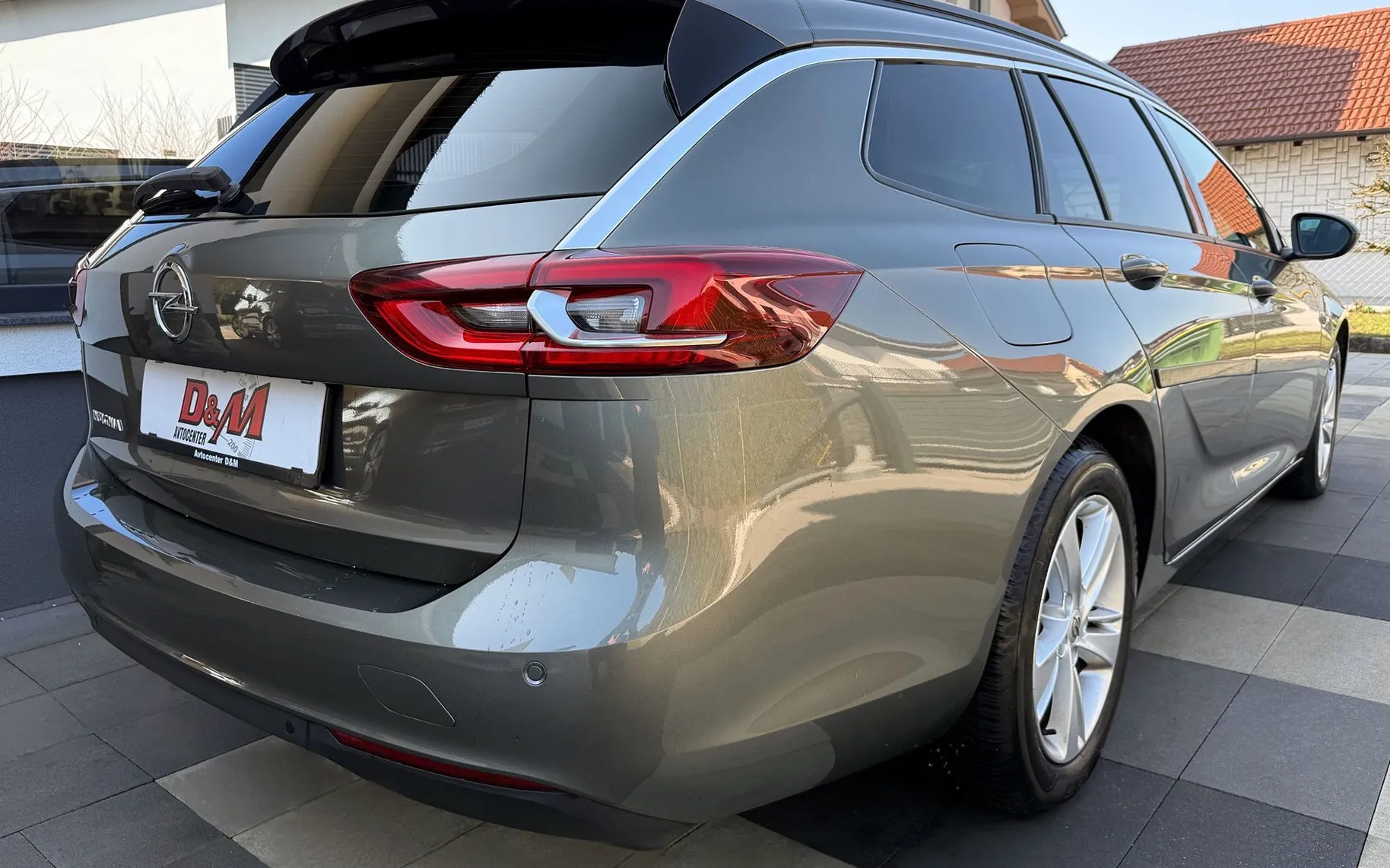 Zunanja slika - Opel Insignia - 2.0 CDTI 125KW|LED|KEYLESS|VLEČNA KLJUKA|NAVI - 6