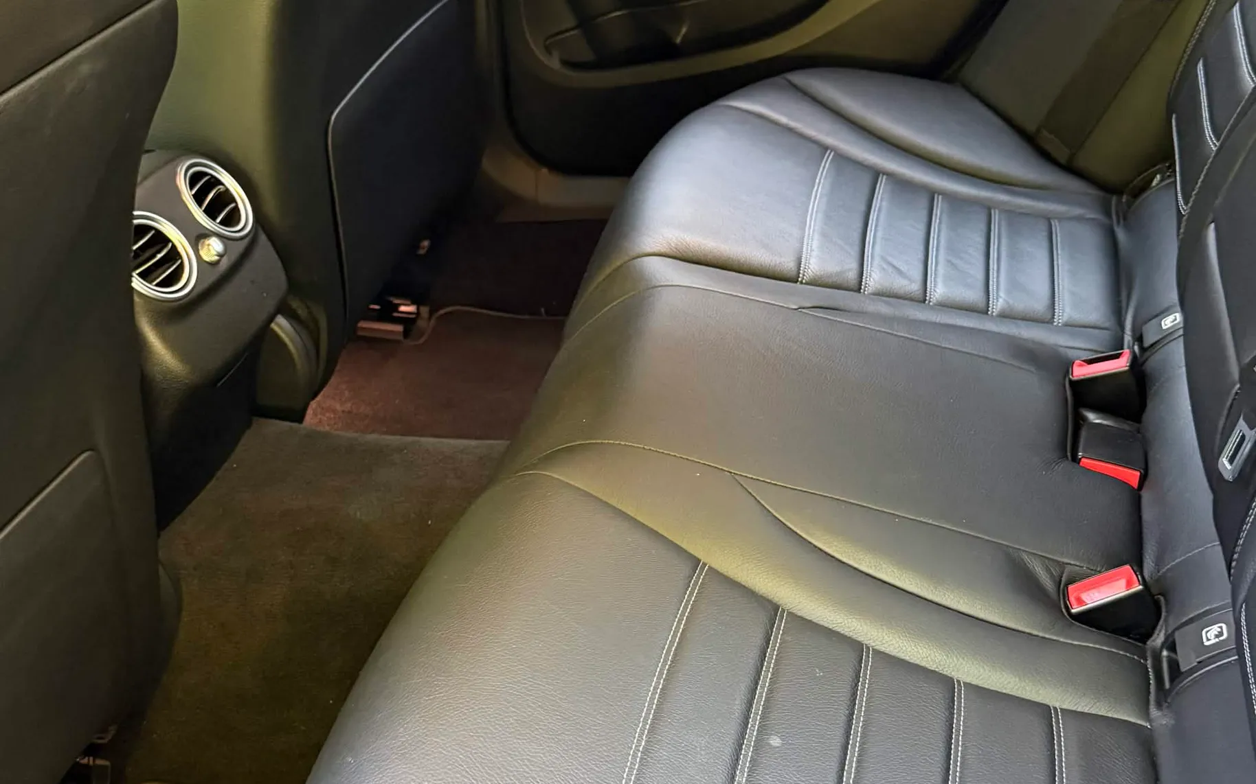 Notranja slika - Mercedes-Benz C-Razred - C 220 d 4MATIC T AMG Line Avt. - 8