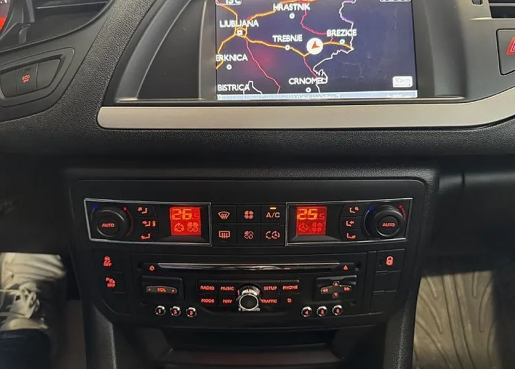 Zunanja slika - Citroën C5 - Tendance e-HDi 115 Airdream BMP6-XENON-LED-NAVI - 17