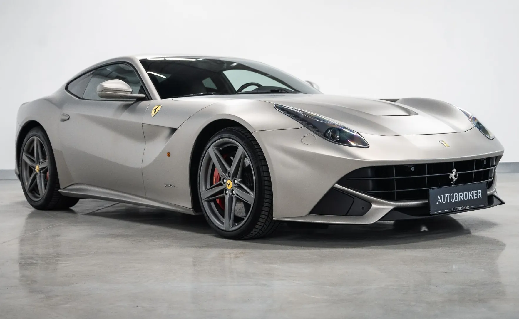 Zunanja slika - Ferrari F12 - F12 - 3