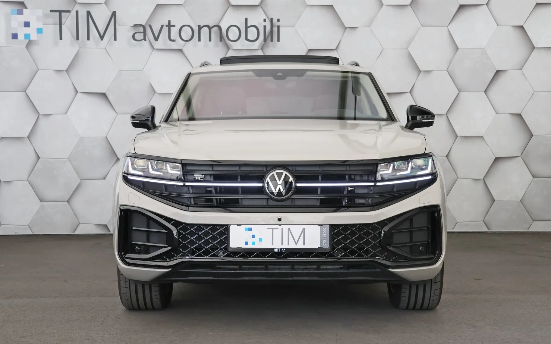 Zunanja slika - Volkswagen Touareg - 3.0 V6 TDI 4-Motion Tiptronic R-Line 286KM - 5