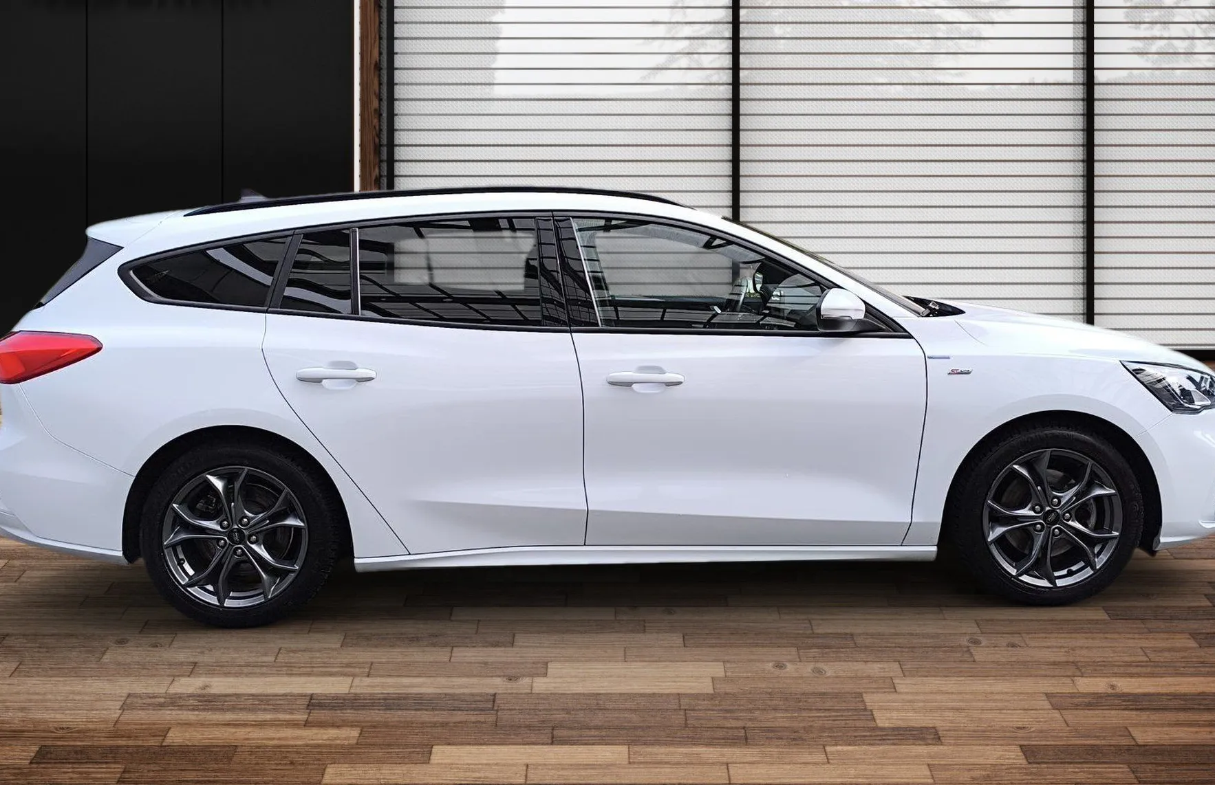 Zunanja slika - Ford Focus - Karavan 1.0 EcoBoost ST-Line Avt.-SLO- samo 79TKM - 3