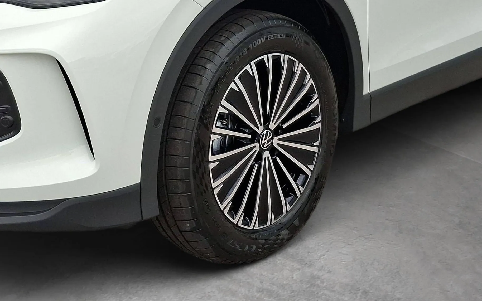Zunanja slika - Volkswagen Tiguan - 1.5 eTSI BMT 4All DSG - 6