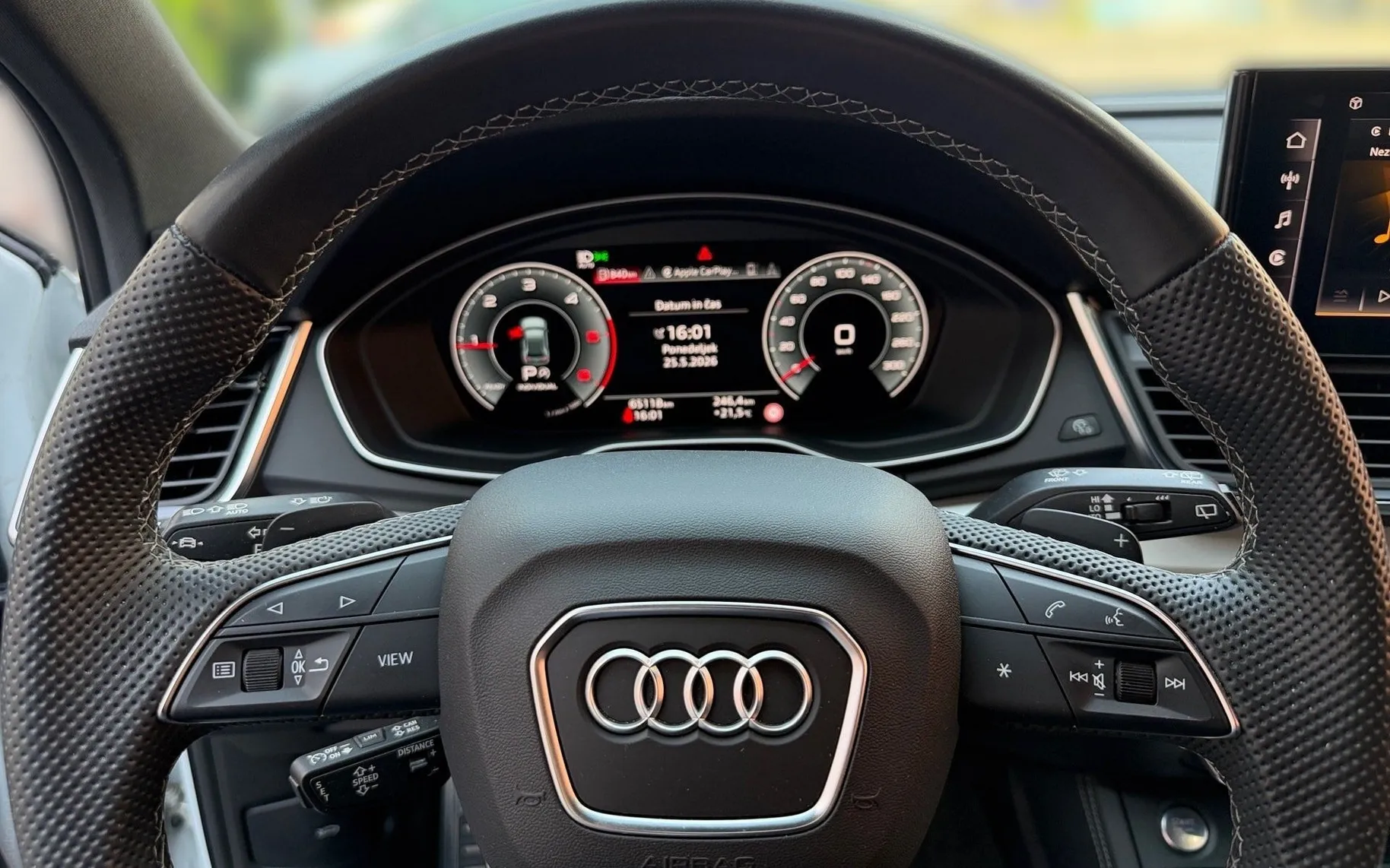 Notranja slika - Audi Q5 Sportback - 40 TDI quattro S line-Zračno-Matrix-Kljuka... - 8