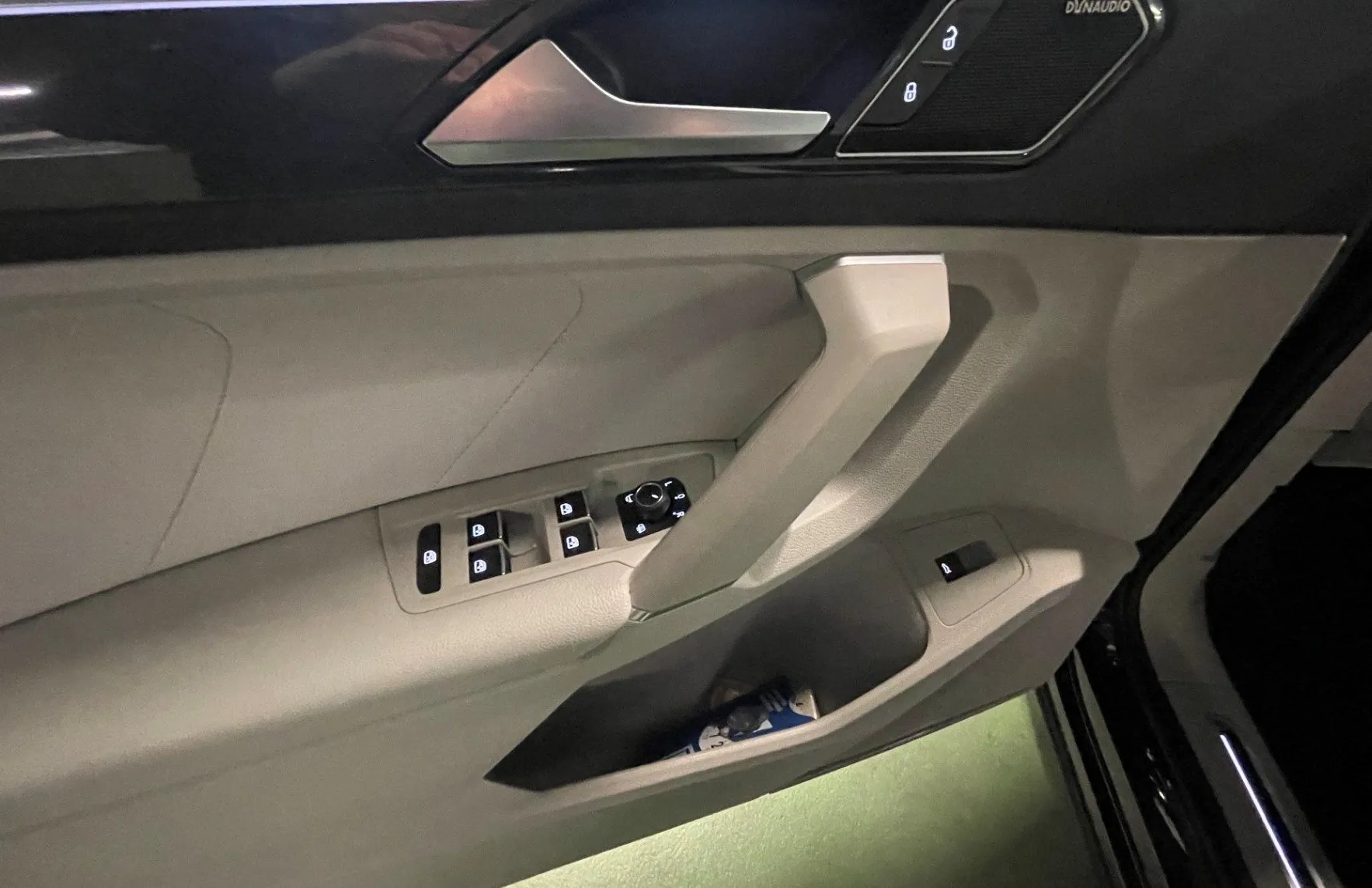 Zunanja slika - Volkswagen Tiguan - R-LINE 2.0 TDI BMT 176 KW DSG NAVI.2XPDC.KAMERA - 7