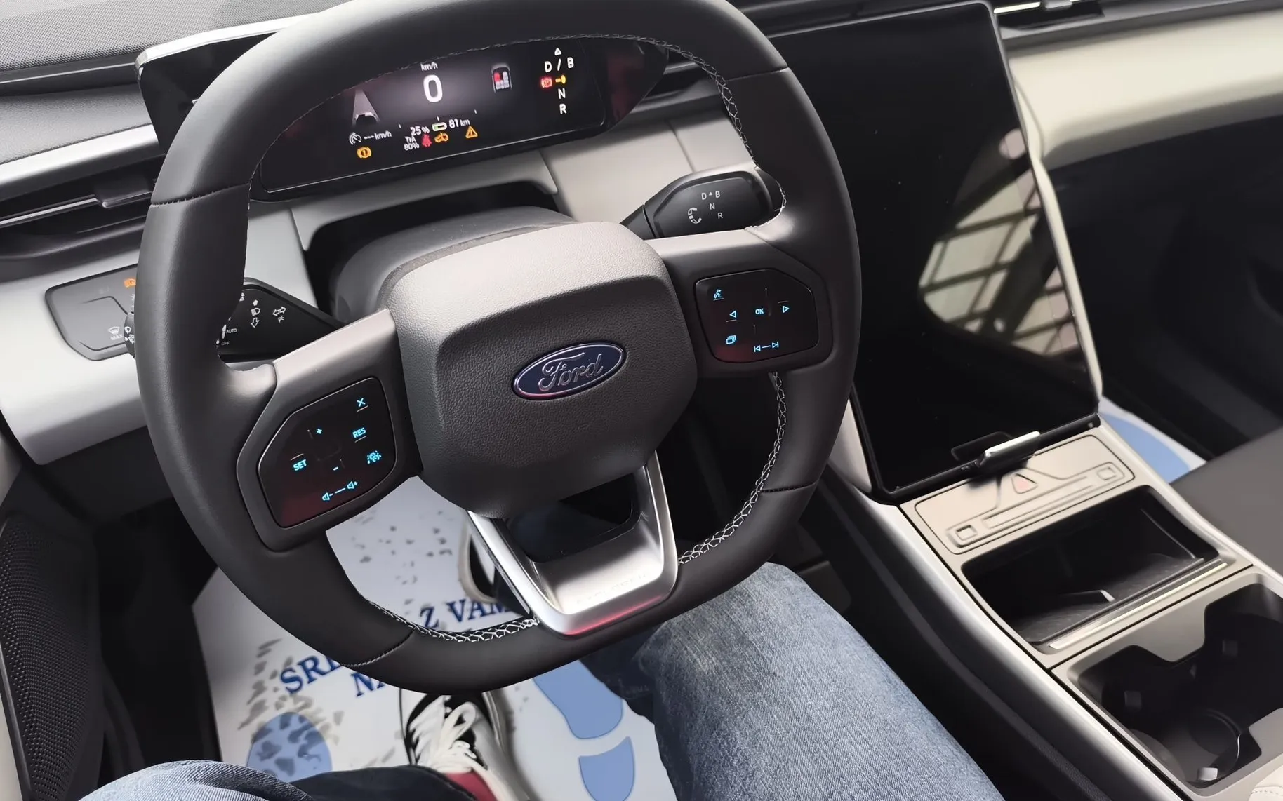 Zunanja slika - Ford Explorer - EV STYLE 170PS 52KWH RWD-NA ZALOGI-DOBAVA TAKOJ - 10