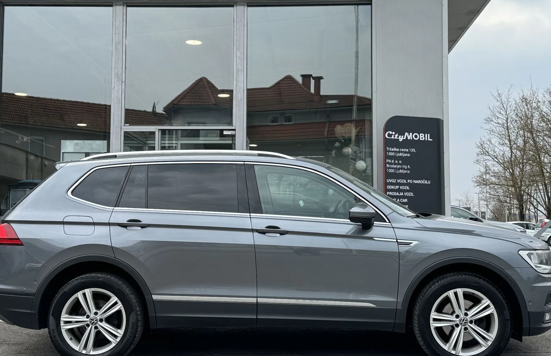 Zunanja slika - VW Tiguan Allspace - 7 SEDEŽEV-AVTOMATIK-EDITION-RADAR-NVI-KAMERA-GRET - 3