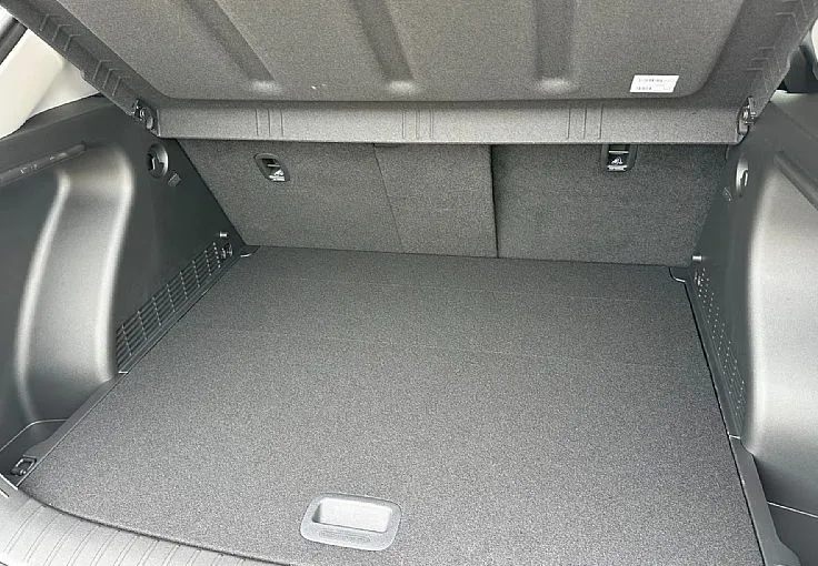 Zunanja slika - Hyundai Kona - EV 65kWh Premium°°Winter°°topl.črp°°ambient - 12