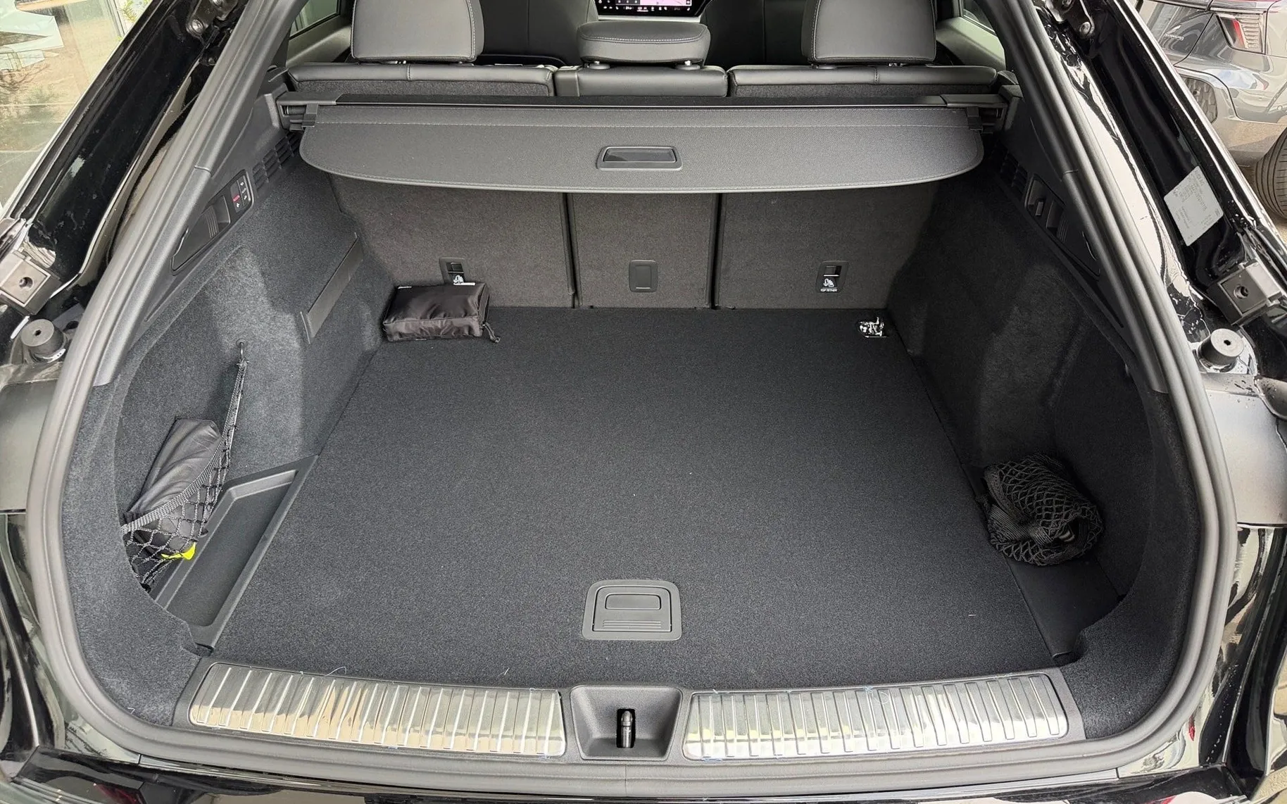 Notranja slika - Audi Q5 Sportback - TDI quattro 150 kW - 12