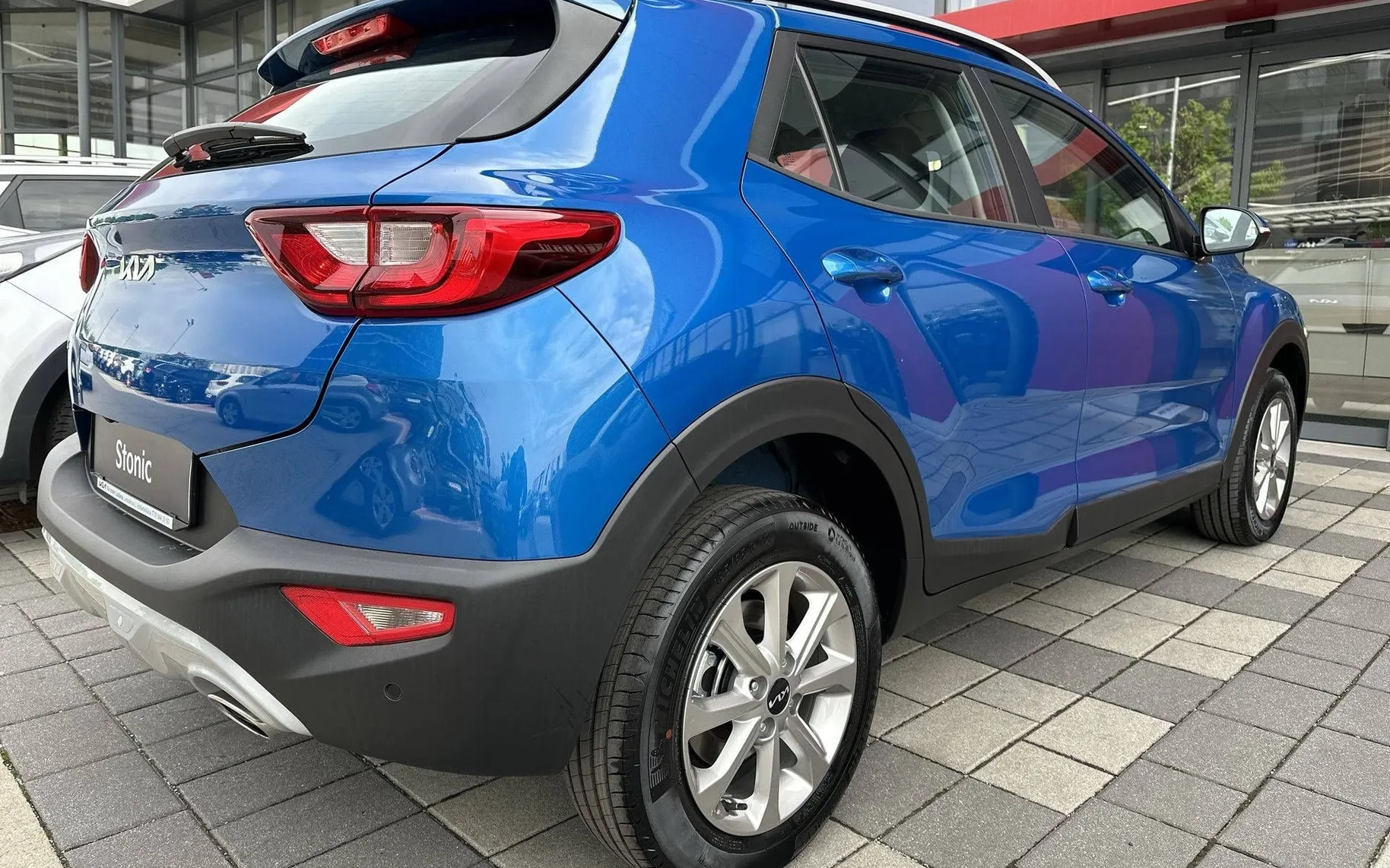 Zunanja slika - KIA Stonic - 1.2 DPI  LX Urban + AKCIJA ZA VSE KIA MODELE... - 5