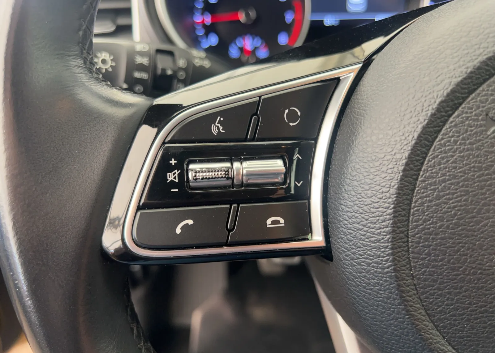 Zunanja slika - KIA XCeed - 1,0 T-GDI EX Way ISG - 13