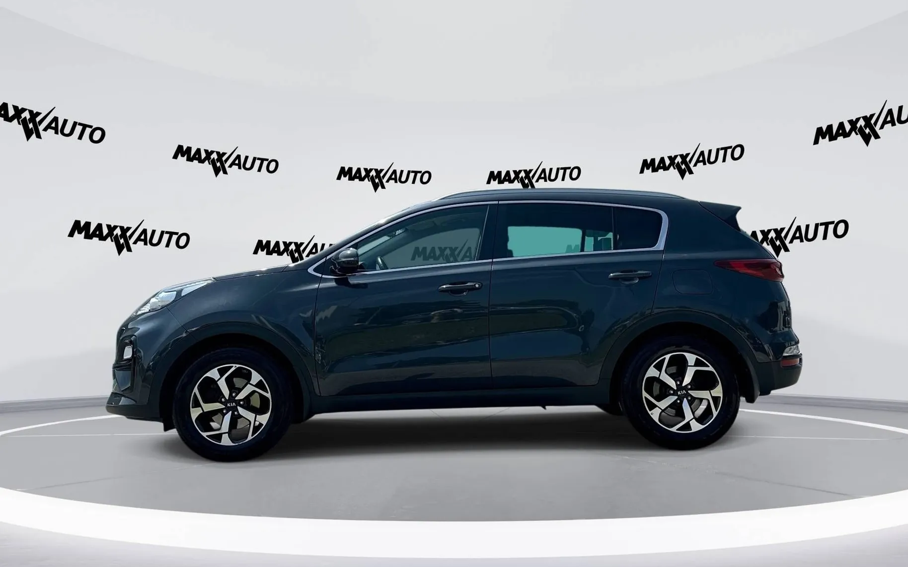 Notranja slika - KIA Sportage - 1.6 CRDI LX Edition ISG - 35