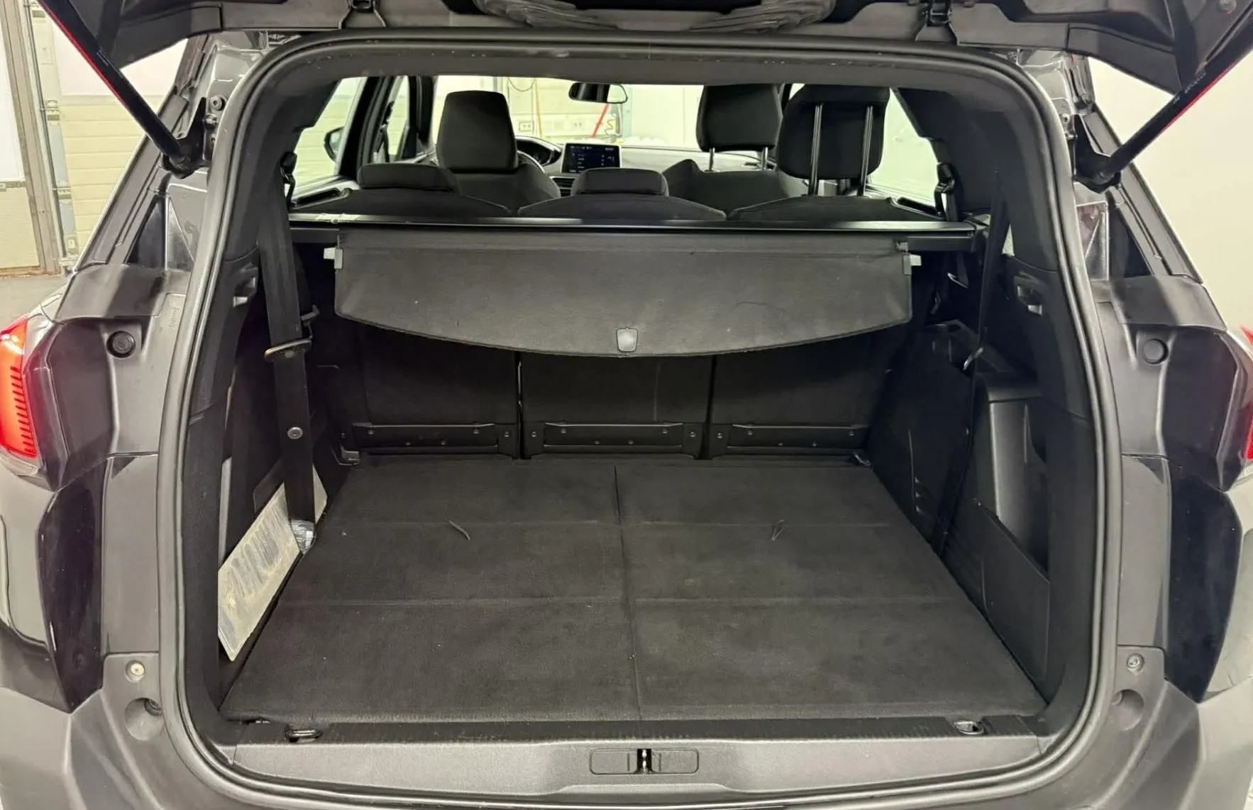 Zunanja slika - Peugeot 5008 - 1.2 PureTech 96 KW Avt.NAVI.KAMERA.2023 VELIKI SER - 14