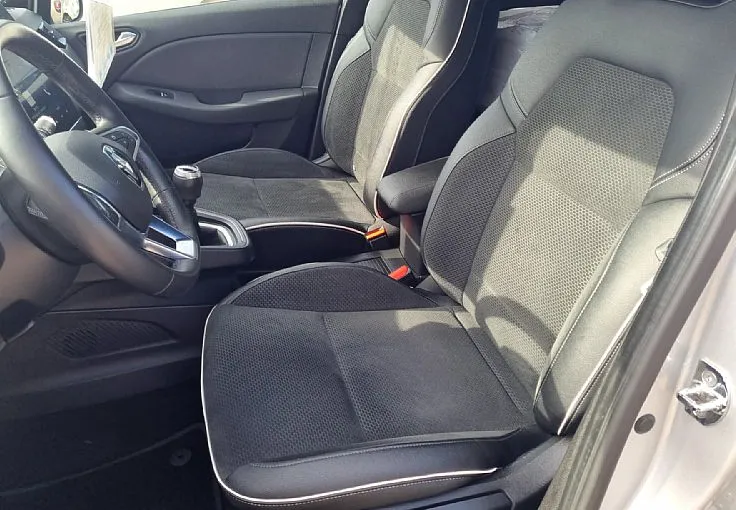 Zunanja slika - Renault Clio - TCe 100 Edition One 1.LAS.. SERVISNA. KOT NOV - 7