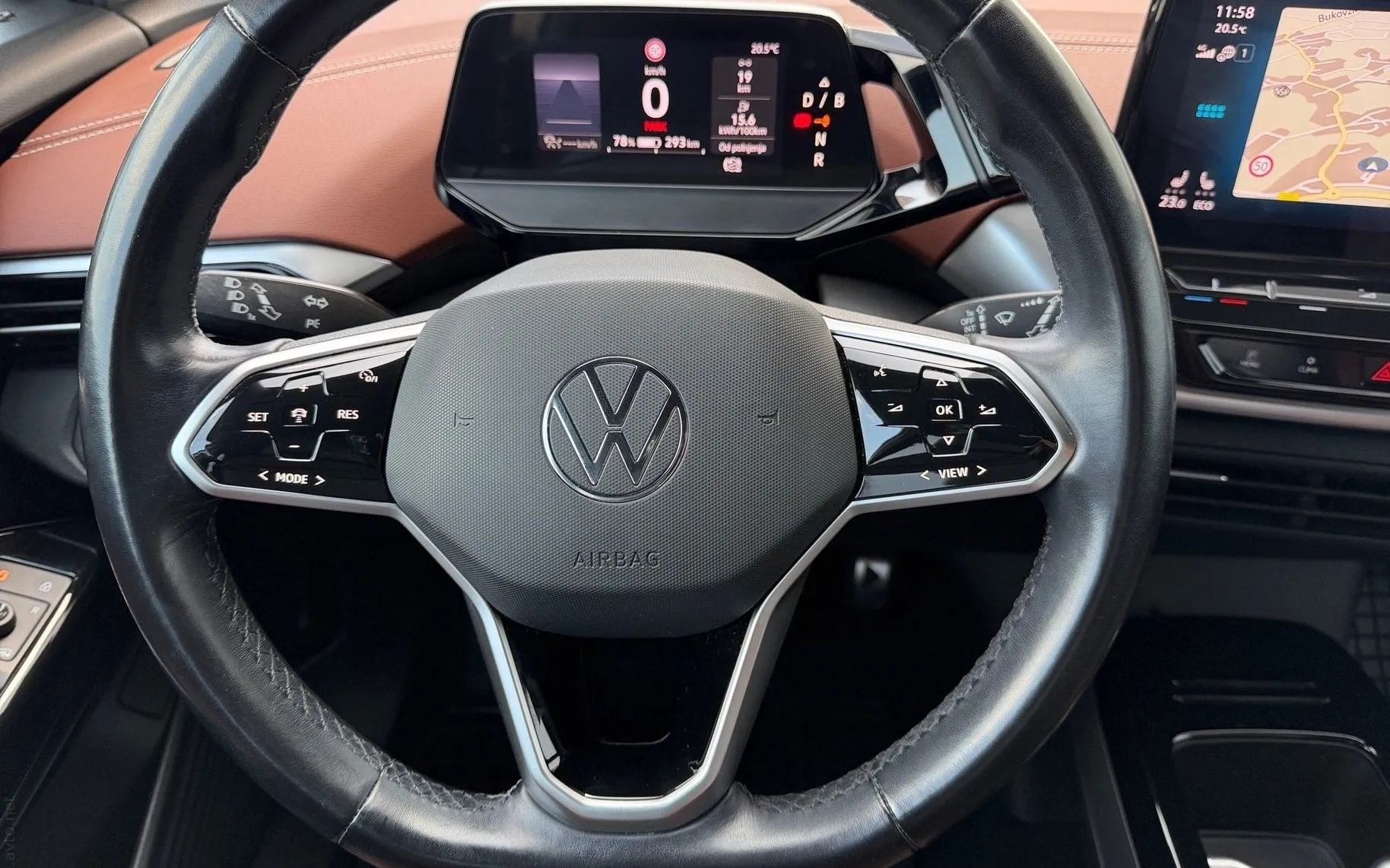 Notranja slika - Volkswagen ID.4 - Pro Performance  77 kWh  1.lastnik+SLO - 8
