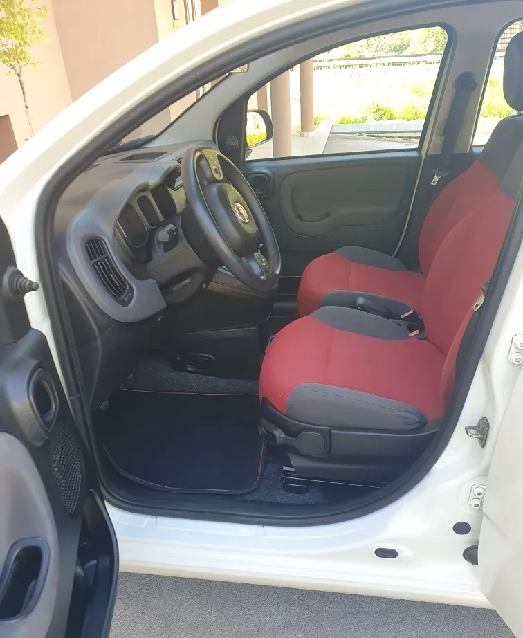 Notranja slika - Fiat Panda - 4x4 1,3 Multijet Rock - 15