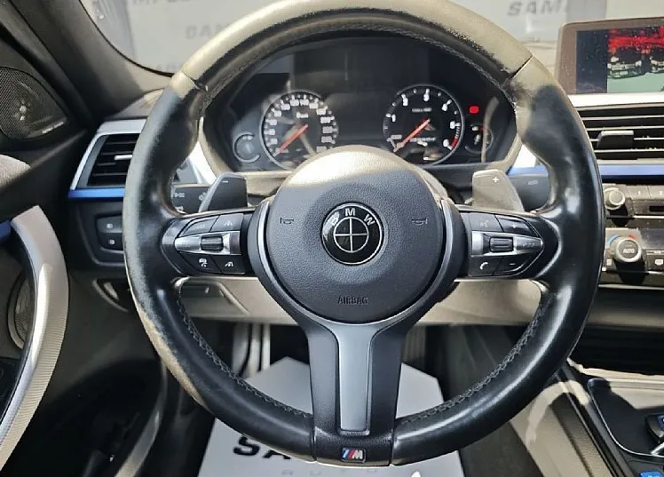 Zunanja slika - BMW Serija 3 - : 320d xDrive M Sport - PANO - LED - SLO. POREKLO - 12