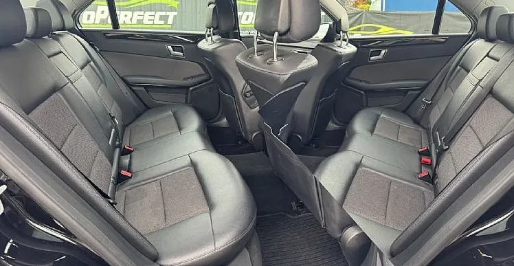 Zunanja slika - Mercedes-Benz E-Razred - E 220 CDI AVANTGARDE AVT GR SED NAVI PDC ACC - 16