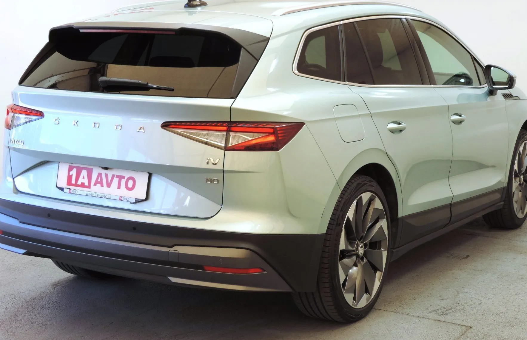 Zunanja slika - Škoda Enyaq - IV 80 USNJE-ACC-KAMERA-MRTVI KOTI - 5