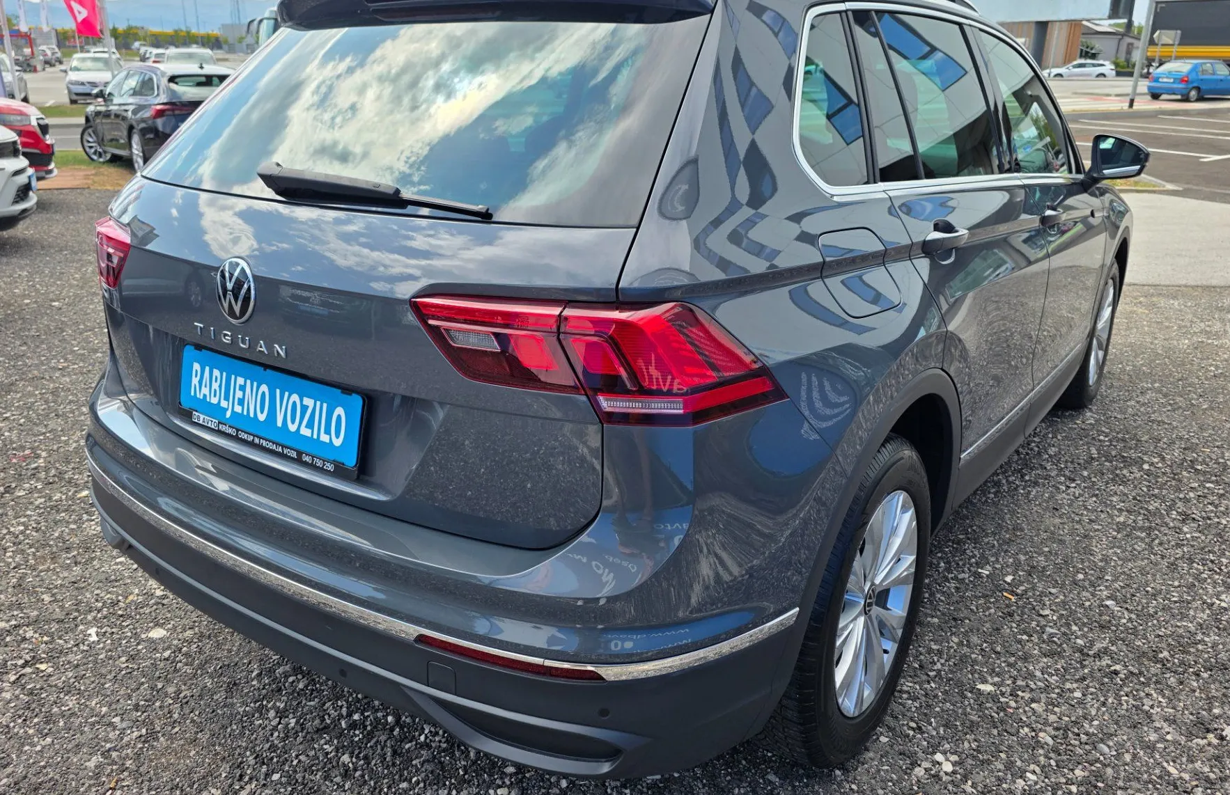 Zunanja slika - Volkswagen Tiguan - 2.0 TDI BMT Life DSG-vse asistence - 4