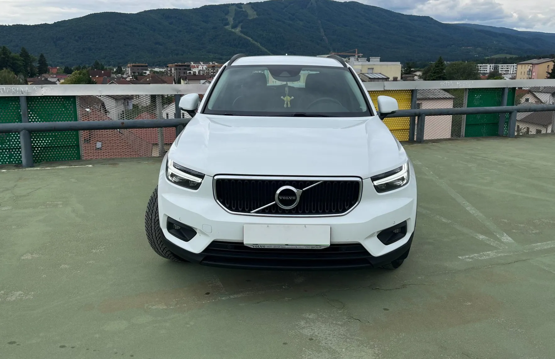 Zunanja slika - Volvo XC40 - T3 Momentum Avt. ACC. LED. NAVI. VZR. KAM. - 2