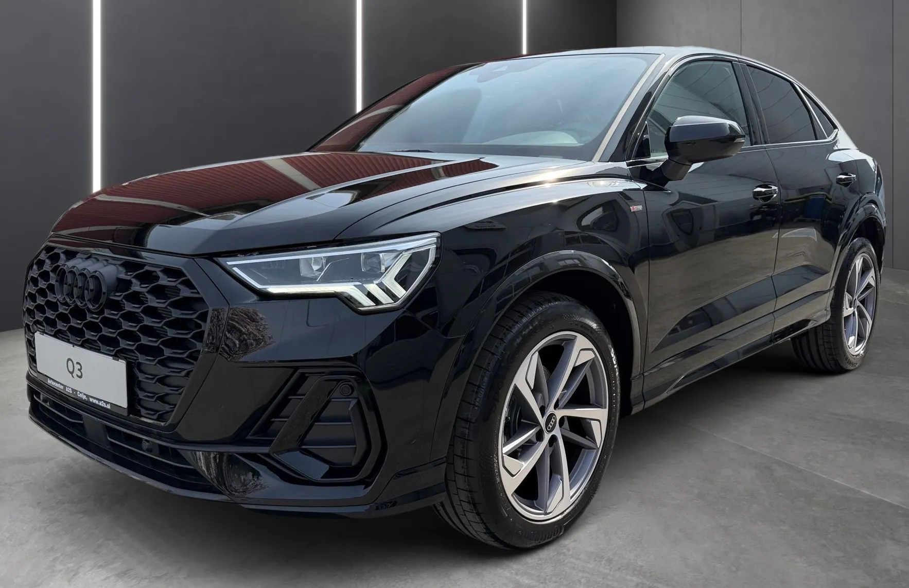 Zunanja slika - Audi Q3 - Sportback 35 TFSI S line 110kW - 1