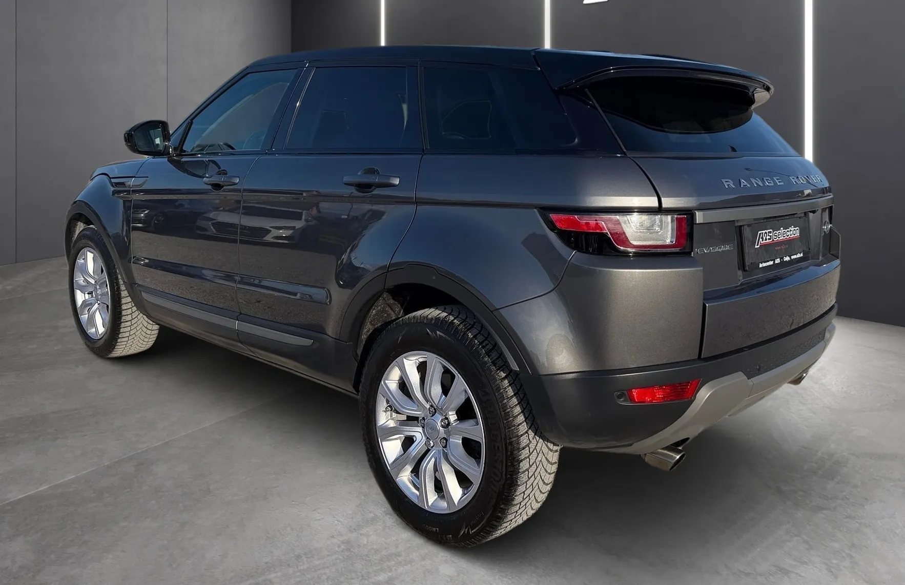 Zunanja slika - Land Rover Range Rover Evoque - 2.0 TD4 150 KM SE+ 4WD avt.-SLO poreklo-1. las - 4