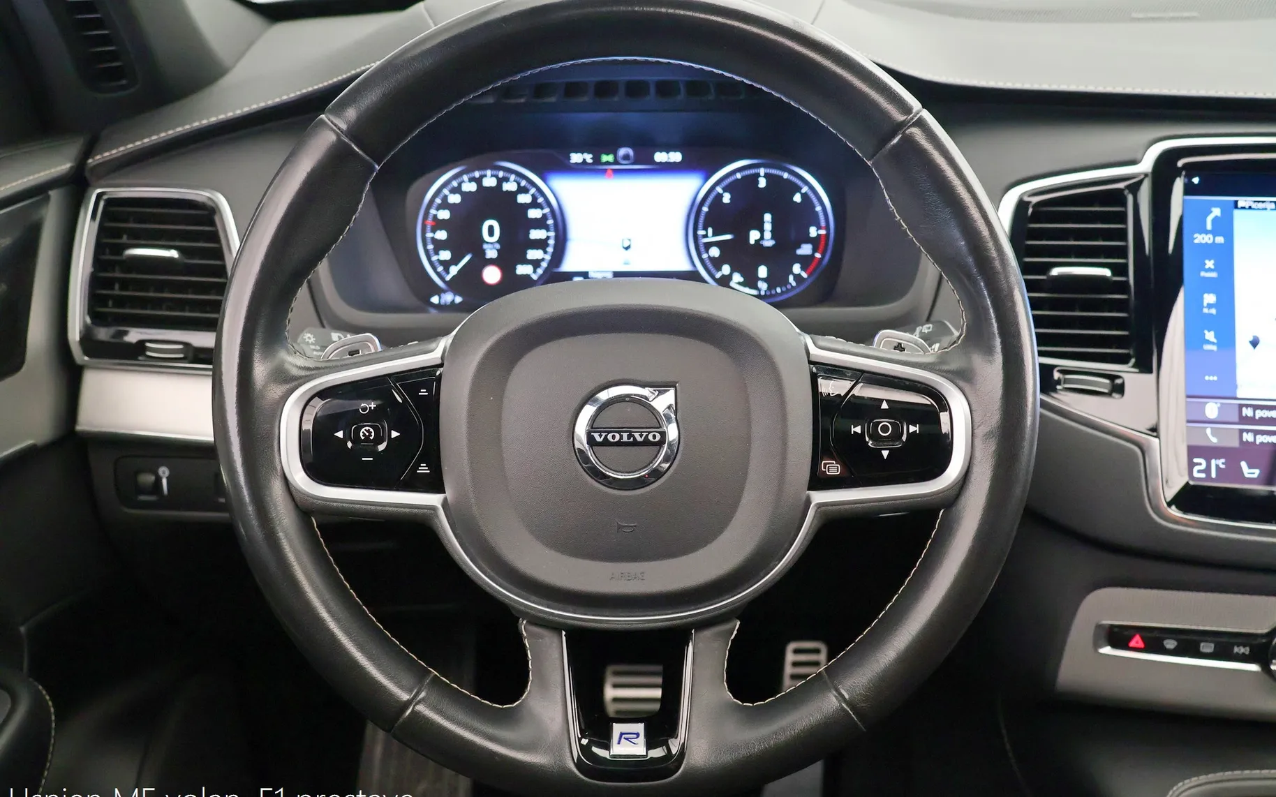 Zunanja slika - Volvo XC90 - B5D 2.0d AWD Geartronic R-Design 235KM - 8
