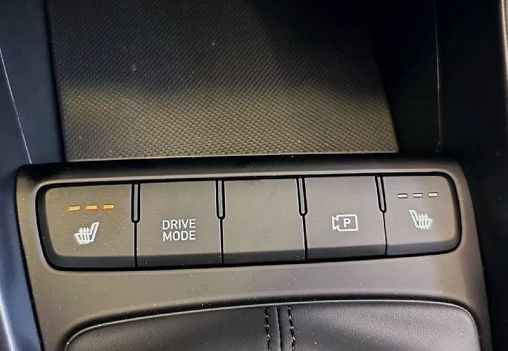 Zunanja slika - Hyundai i20 - 1.0 T-GDI-TESTNO-KAMERA-DAB-NAVI-REZ KOLO-VIDEO - 11
