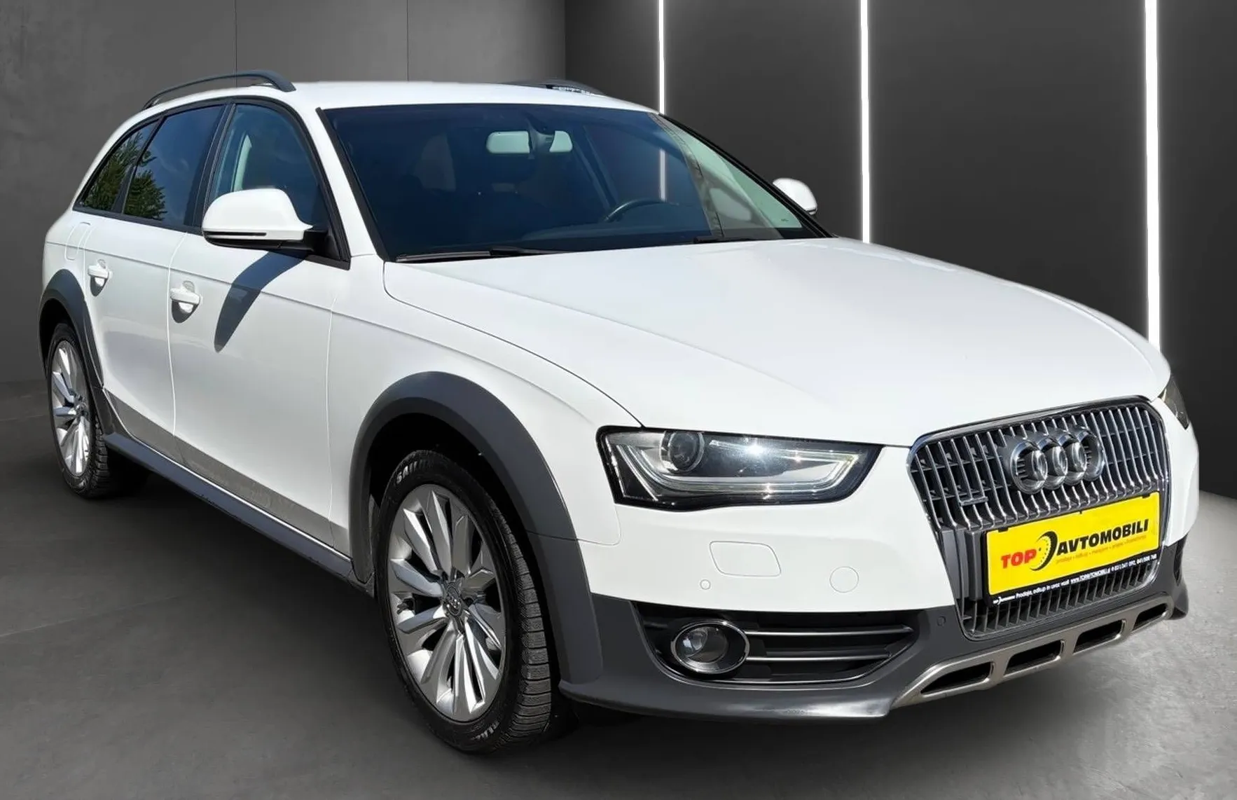 Zunanja slika - Audi A4 Allroad - 2.0 TDI QUATTRO XENON NAVI PDC KAMERA KLJUKA TOP.. - 11