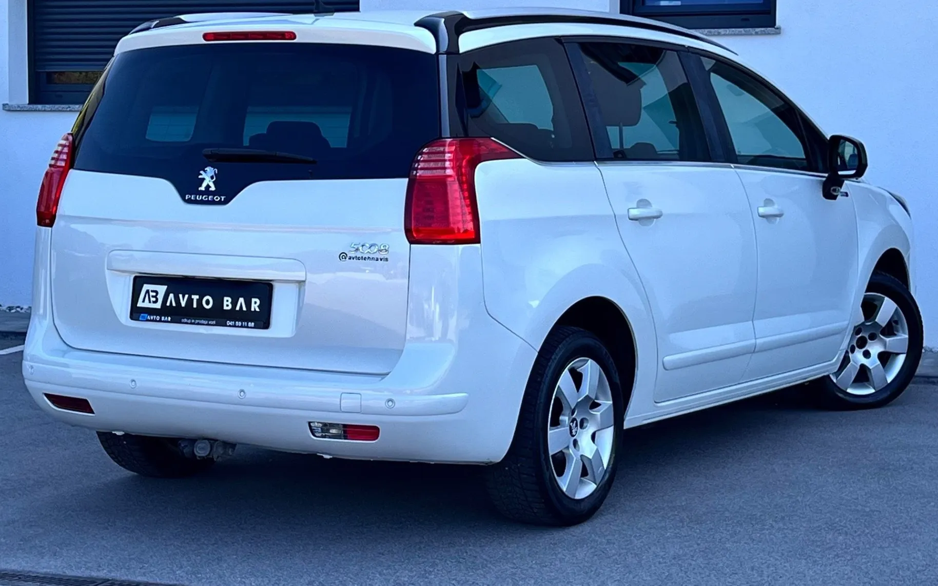 Zunanja slika - Peugeot 5008 - 1.6 HDi Style+PANORAMA+ALU+LED+TEMP - 6