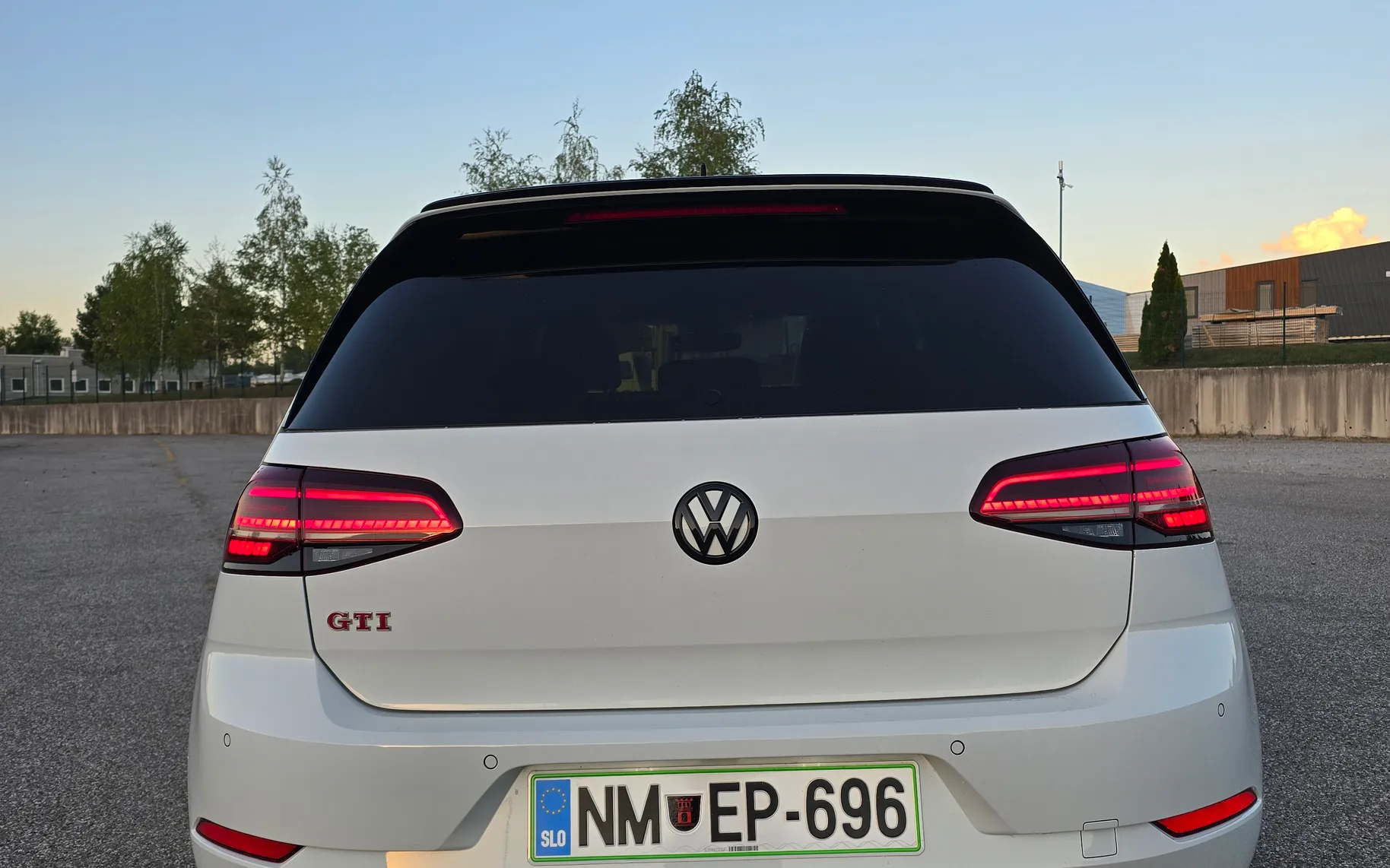 Zunanja slika - Volkswagen Golf - VW  7.5 GTI Performance - 8