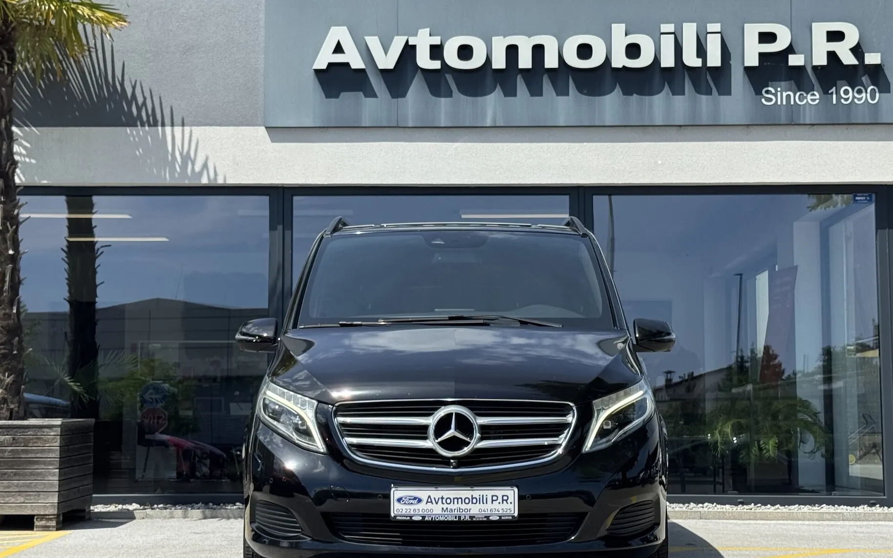 Zunanja slika - Mercedes-Benz V-Razred - V 250d L AVANTGARDE AVT 8 SED.ELEKTRIČ.DRSNA VRATA - 2