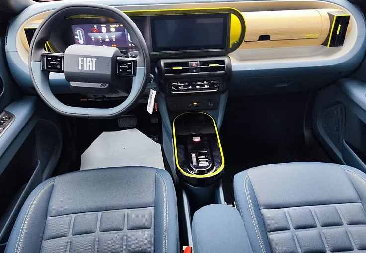 Zunanja slika - Fiat Grande Panda - 1.2 T-Gen3 110 AT6 LA PRIMA + Winter Paket - 4