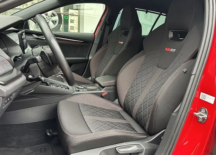 Zunanja slika - Škoda Octavia - RS 2.0 TDI DSG 4X4 - 10